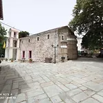 Villa Marina Traditional Stonehouse