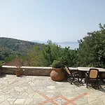 Marina Traditional Stonehouse *